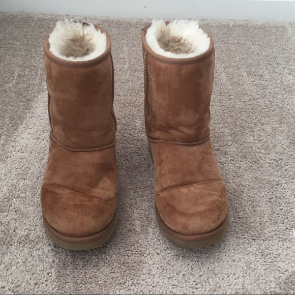 medium ugg boots